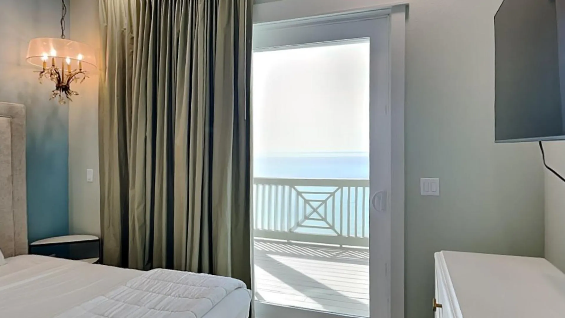 Holiday home Breezy Beach Panama City Beach